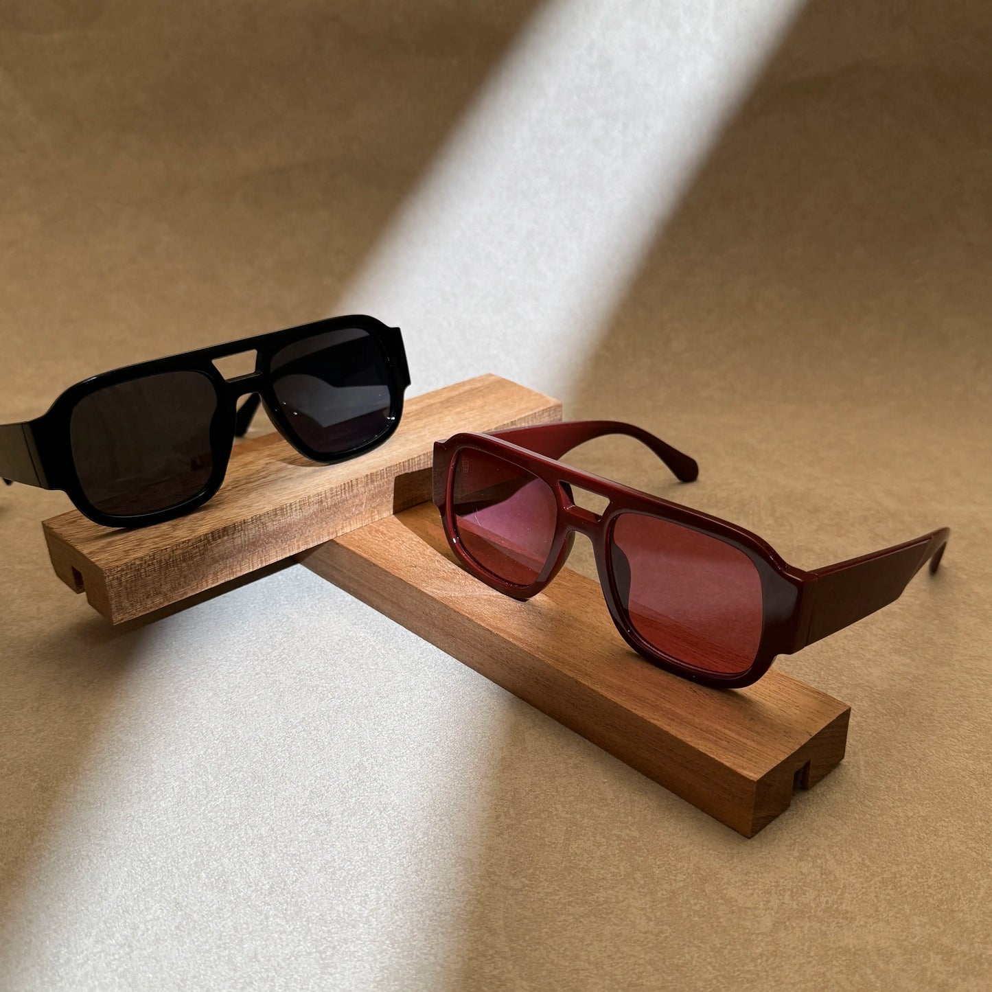 Stylish Aviator Sunglasses for Men and Women , Trendy Rectangle, Fashionable Design, Perfect for Outdoor Activities and Daily Wear