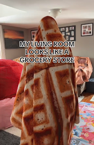 Waffle blanket, unfolded animated product view